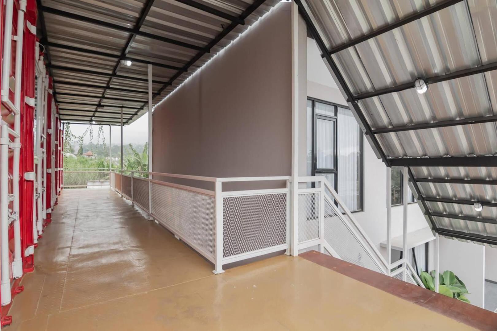 Reddoorz Plus Near Lembang Park & Zoo Bagian luar foto